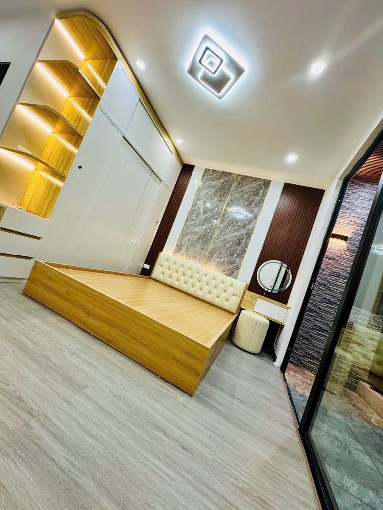 Bán nhà Phú Thượng, Tây Hồ, ngõ thoáng sáng, an sinh tốt